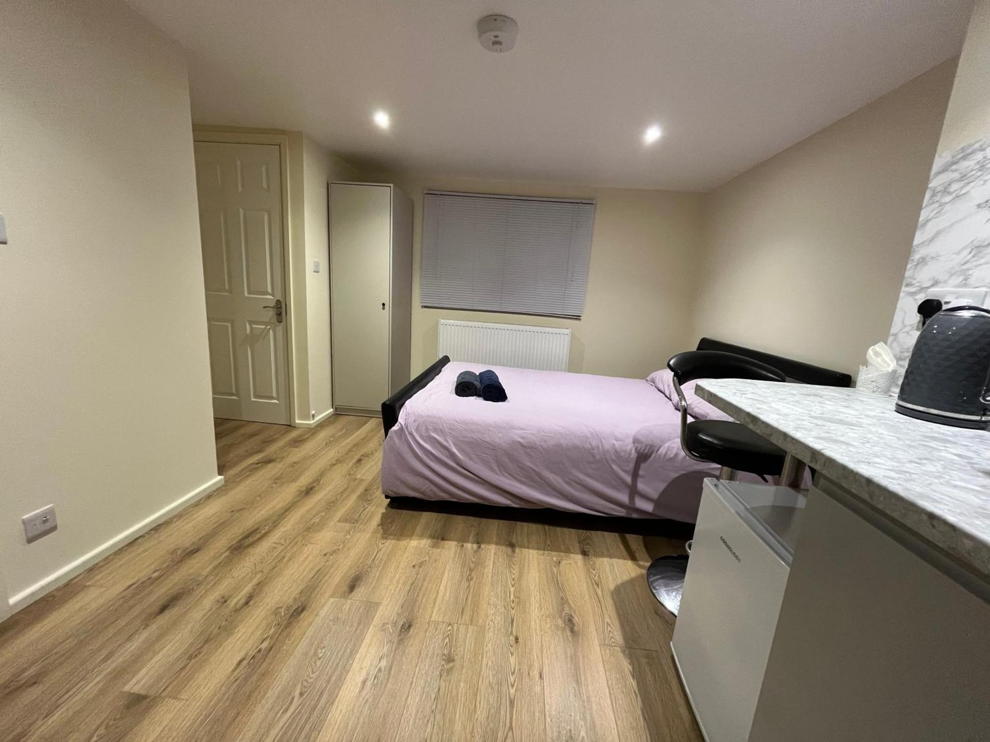L-houses Dagenham